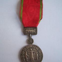 MEDAILLE  chemins de fer Fran&ccedil;ais  SNCF x