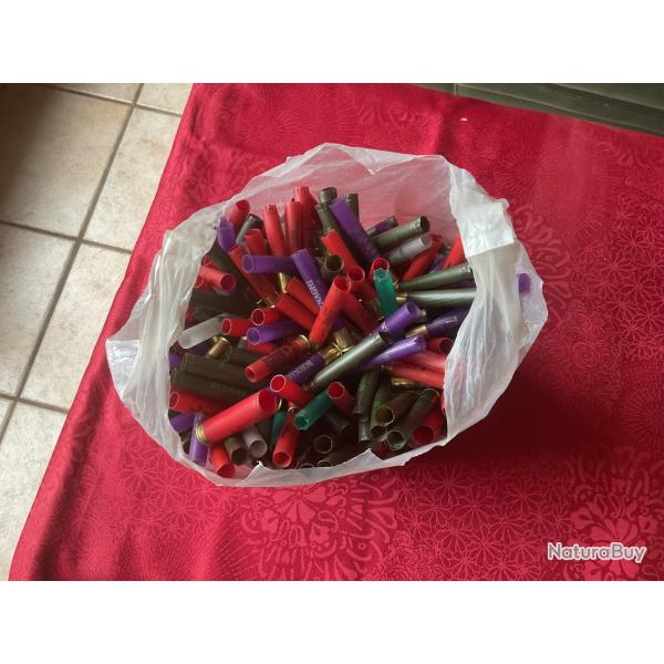 Lot de 530 douilles en calibres 410, 12 mm, pas de prix de r�serve