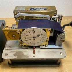 Ancienne Pointeuse M&eacute;canique Horodatrice Industrielle West Germany Pendule Horloge