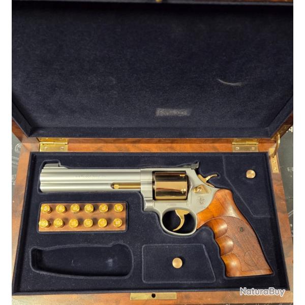 SMITH & WESSON 686 � THE PRESIDENT'S � - .357 MAGNUM - �DITION COMM�MORATIVE - COFFRET D'ORIGINE