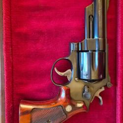 Smith et Wesson model 29-3 cal 44 Rem Mag 4''