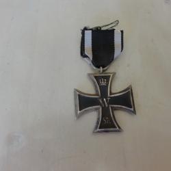 insigne  d&eacute;coration militaire 1870, militaria