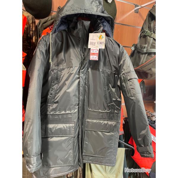 Veste, parka de chasse, pour vous tenir chaud au poste cet hiver. Fin de s�rie, d�stockage, _ 30%.