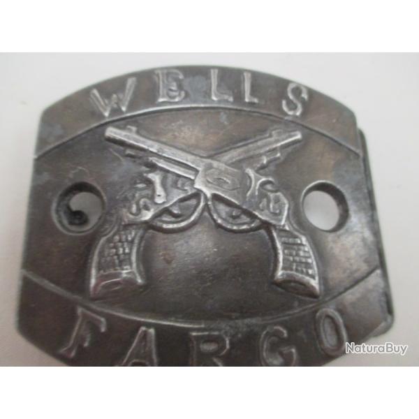 belle boucle de ceinture  WELLS FARGO