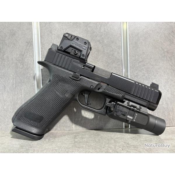 PACK Pistolet GLOCK 17 Gen 6 Calibre 9 mm Para + Point rouge STEINER + Lampe FENIX + Hausse acier