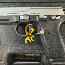 Browning PRO-9 cal 9x19mm