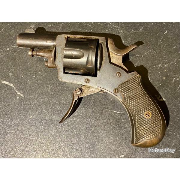 Revolver calibre 320