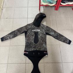 Tenue compl&egrave;te de chasse sous marine Marque Cressi taille L