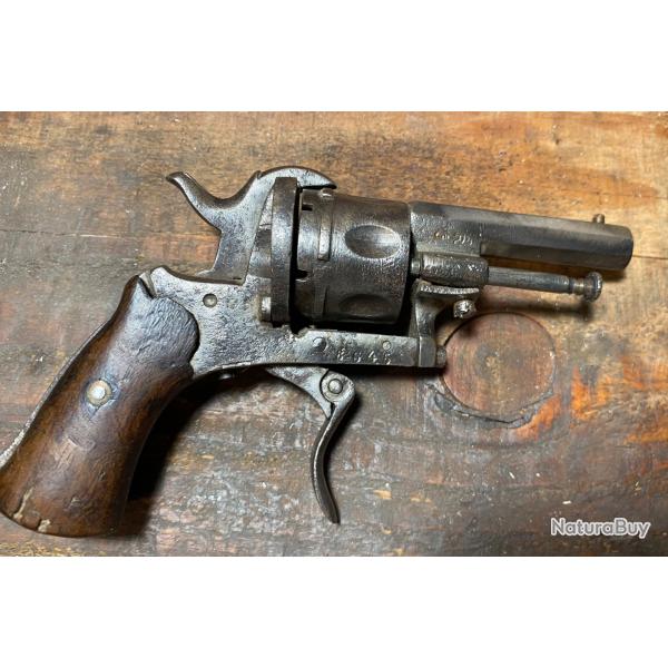 Petit revolver � broche marseille