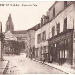 CPA DE JOUY-LE-MOUTIER - VAL D'OISE 95 - CENTRE DU PAYS - 1940