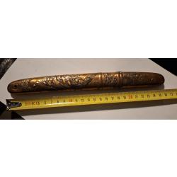Superbe Tanto japonais de type Aikuchi &Eacute;poque Meiji (XIXe) cuivre cisel&eacute;