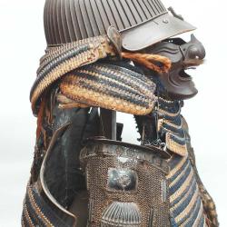 ARMURE DE SAMOURA&Iuml; &Eacute;poque EDO 1603/1868 Famille Chigaiya - JAPON XVII&egrave; / XVIII&egrave;