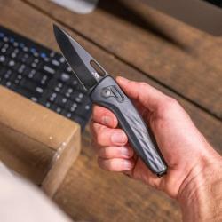 Couteau SOG One-Zero XR Lame Acier S35VN Manche Aluminium Noir XR Lock SOG12730357