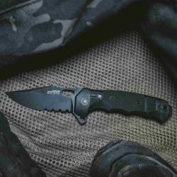 Couteau SOG Seal XR Lame Acier S35VN Dent&eacute;e Manche GRN Noir XR Lock USA SOG12210557