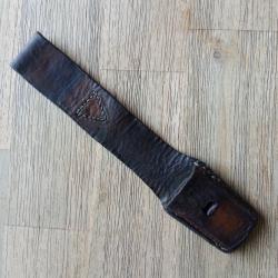 Porte fourreau pour ba&iuml;onnette yougoslaves M1956