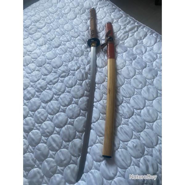 Katana japonais de d�coration / collection avec fourreau en bois