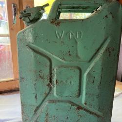Jerrycan britannique de 20 litres (20L) � Seconde Guerre mondiale