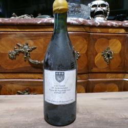 RARE BOUTEILLE de CALVADOS de 1955