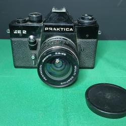 Appareil photo reflex 35 mm Praktica EE2 de fabrication est-allemande 1970