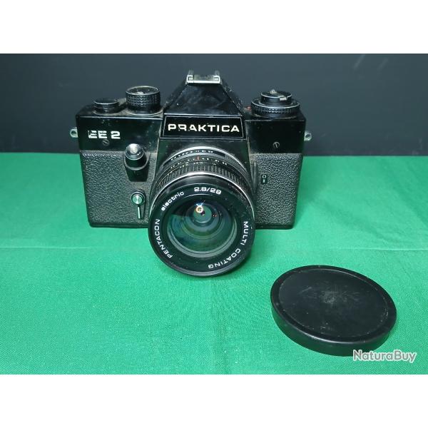 Appareil photo reflex 35 mm Praktica EE2 de fabrication est-allemande 1970