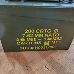 lot de 10 boites &agrave; munitions us m&eacute;talliques vides
