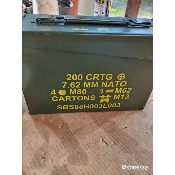 lot de 10 boites � munitions us m�talliques vides