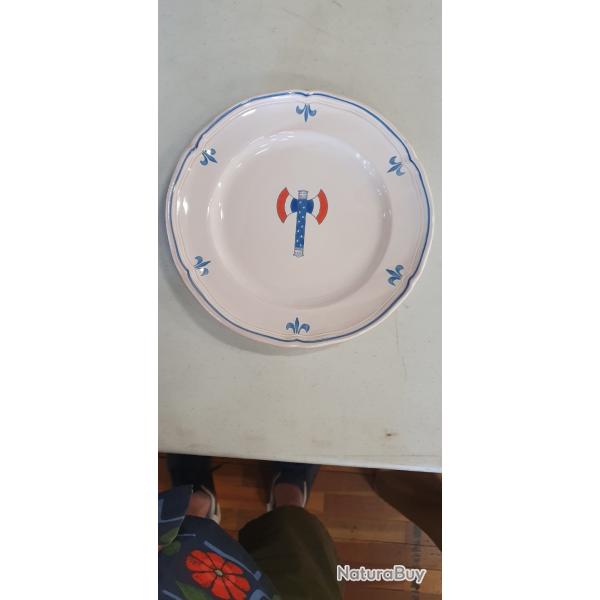 ASSIETTE COMMEMORATIVE PETAIN VERDUN 1981