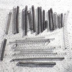GROS LOT de ressorts fusil carabine BERETTA BROWNING BREDA DIANA NORICA- VENDU PAR JEPERCUTE (RI34)
