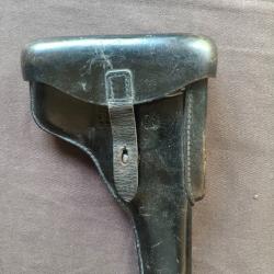 &Eacute;tui militaire allemand P38 en cuir noir - ww2 - marquage 43 / V&Y - 1943 - complet