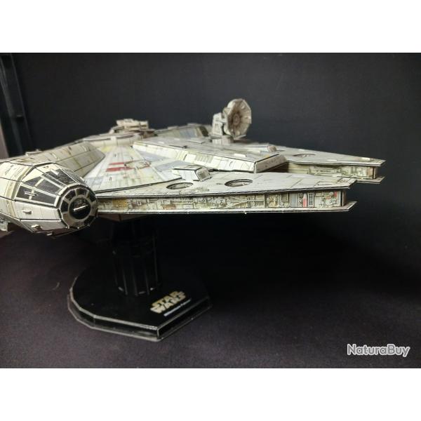 R�plique du Faucon Millenium de Star Wars