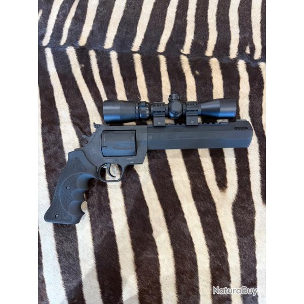 Taurus Raging Hunter cal. 460 SWM