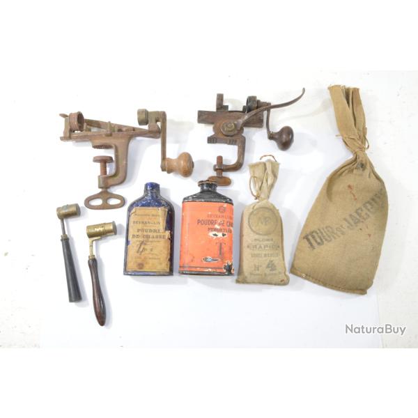 Lot ancien mat�riel de rechargement cartouches de chasse � broche. Manufrance , dosette sertisseur