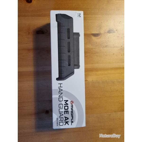 Garde Main MAGPUL MOE AKM AK47AK74