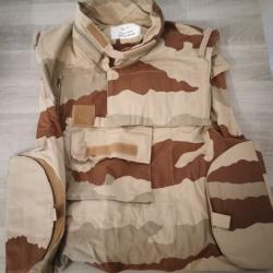 Gilet arm&eacute;e fran&ccedil;aise couleur d&eacute;sert
