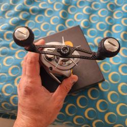 Vend moulinet casting savage gear sg10 en taille 300 ratio 5.6