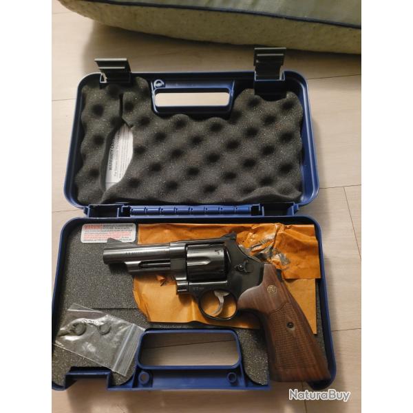 SMITH WESSON MOD�LE 29 44 MAGNUM, 4 POUCES