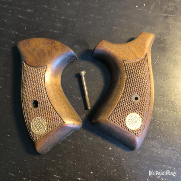 Plaquettes Manurhin d'origine pour revolver F1 sp�cial police