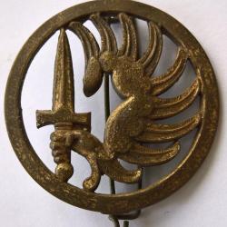 Insigne b&eacute;ret des Troupes A&eacute;roport&eacute;es, L&eacute;gion Etrang&egrave;re