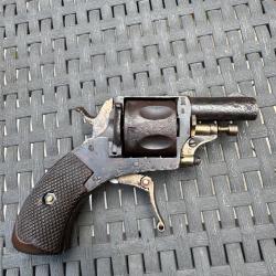 Revolver 320 Bulldog