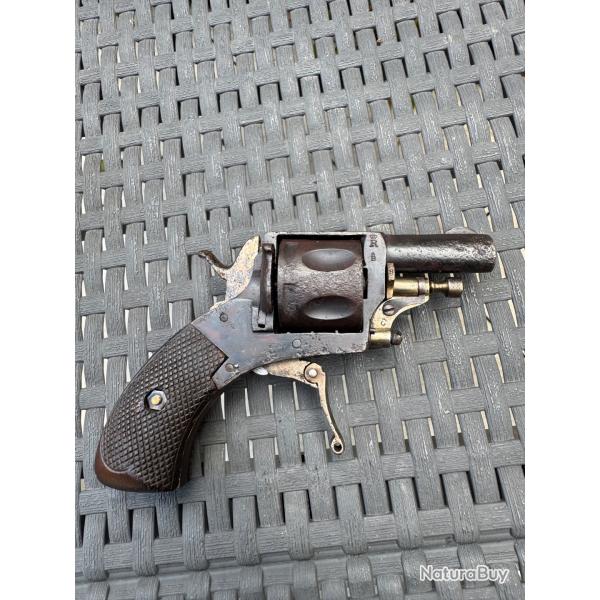 Revolver 320 Bulldog