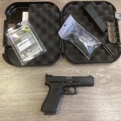 Glock 17 GEN 5 calibre 9x19 avec accessoires