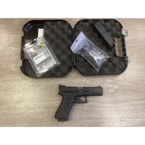 Glock 17 GEN 5 calibre 9x19 avec accessoires