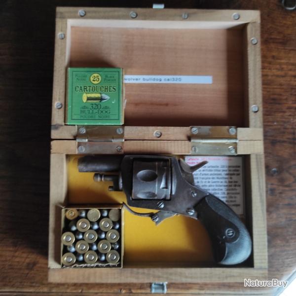 revolver bulldog  et coffret