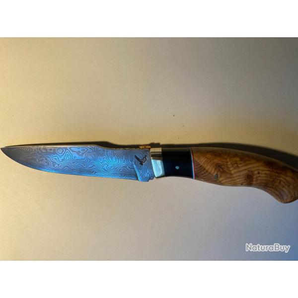 couteau chasse artisanal lame damass�e acier 170 couches