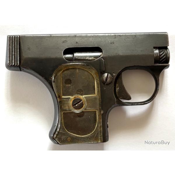 Pistolet � percussion Mann