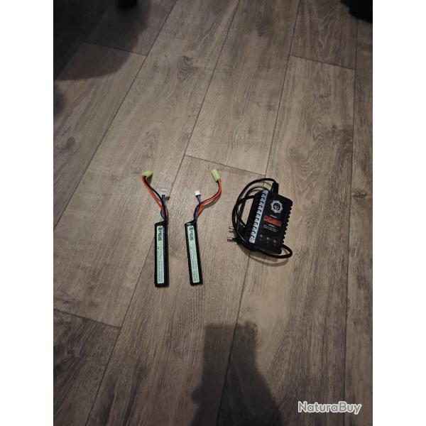 Batterie Lipo 7,4 et chargeur de batterie Lipo