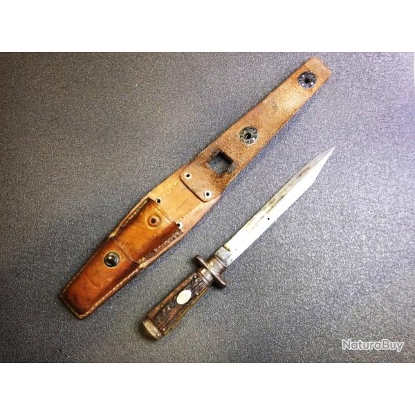 Dague de chasse repliable de type dit "� la d'Estaing"- un vrai rasoir ! Une pi�ce rare !