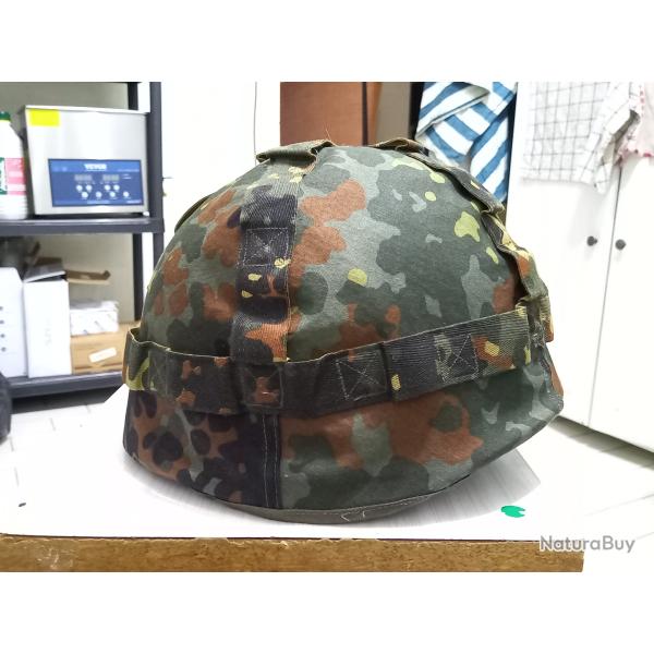 Casque et couvre casque arm�e Allemande camouflage Flecktarn