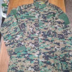 VESTE MILITAIRE  &agrave; identifier