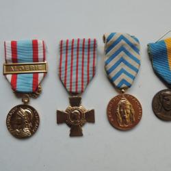 LOT 4 MEDAILLES VETERAN ALGERIE